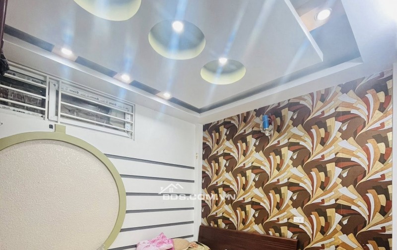 Nhà Yên Hòa - Phân Lô 3 Gác Tránh- 2 Nhà Ra Phố - Ngõ Thông Kinh Doanh